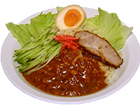 ジャージャー麺